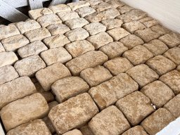 Antique Blond Barr Cobbles